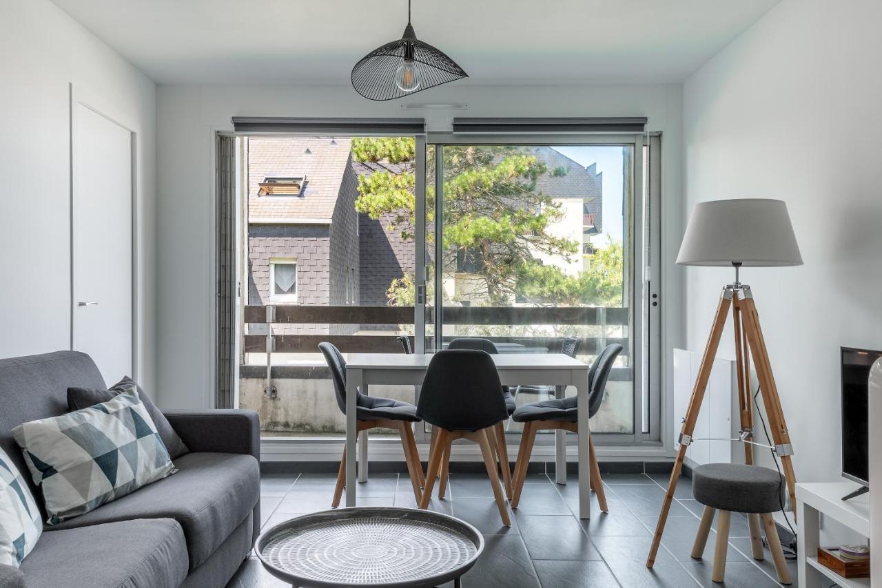 Appt Lumineux - Avec Balcon A 400m De La Apartment